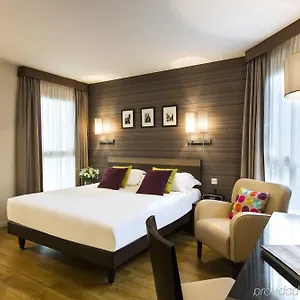 Апарт-отель Citadines Republique Париж